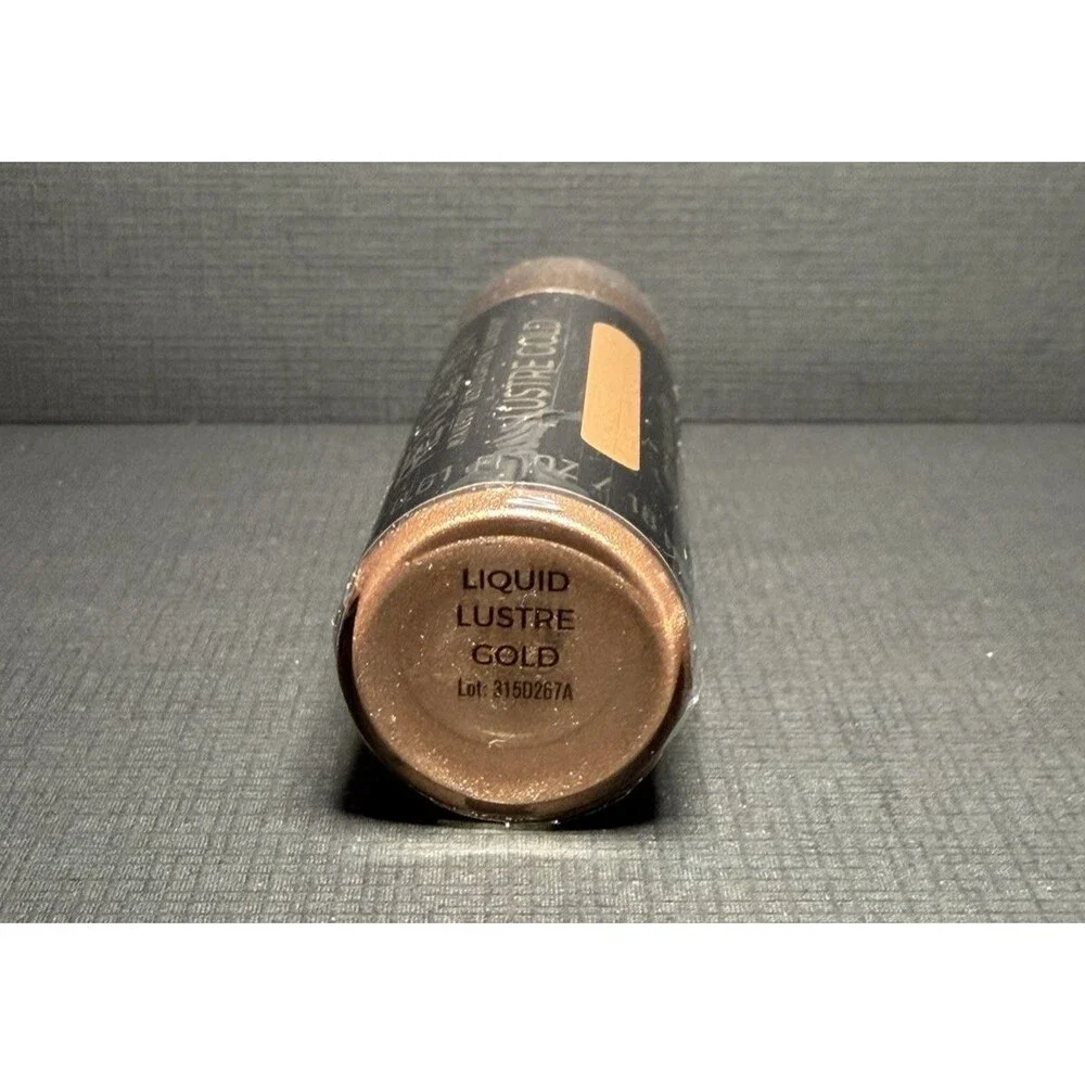 Revolution Liquid Lustre Gold Liquid Highlighter – Metallic Glow Drops